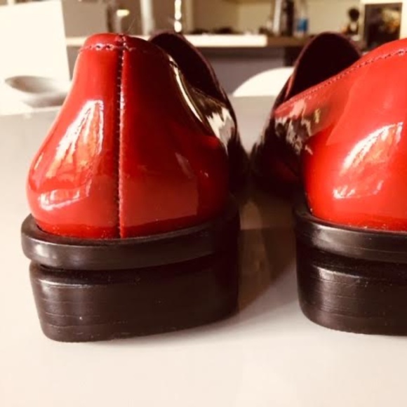 NEW Enzo Angiolini Red Patent Loafers - Picture 3 of 16